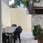 Homestay Vintage In Private House Bucharest