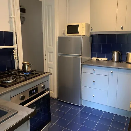 Δωμάτια σε οικογενειακή κατοικία Vintage In Private House *