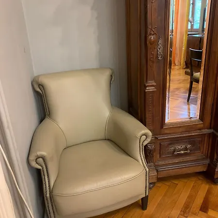Vintage In Private House Проживание в семье Бухарест