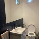 Vintage In Private House منزل للإقامة بوخارست